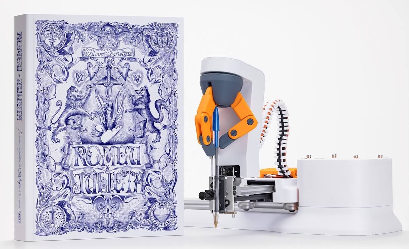 Cover of BIC's Romeu e Julieta in blue ballpoint ink, next to a robotic writing arm 