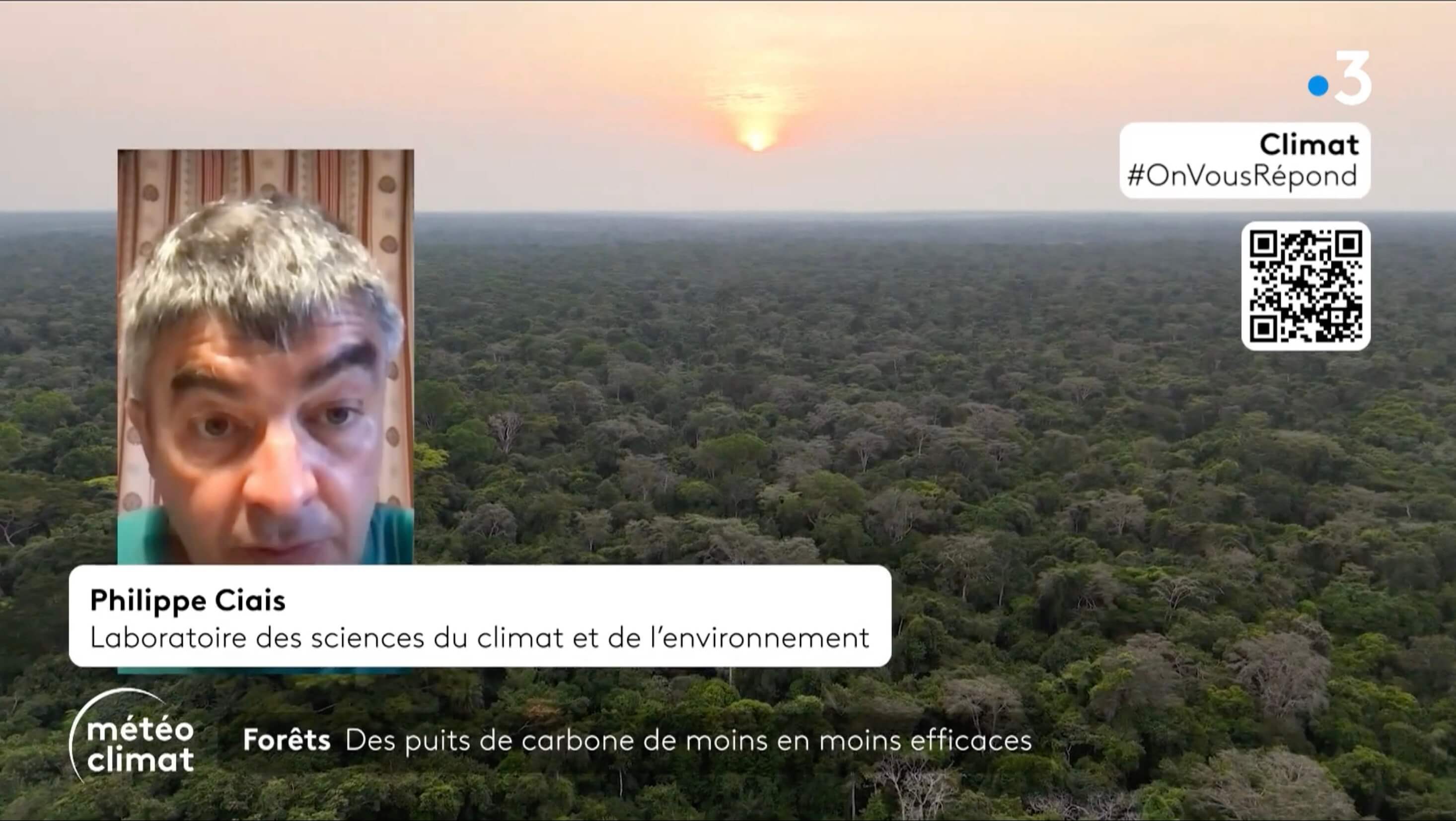 Still from Journal Météo Climat, showing scientist Philippe Ciais against a backdrop of a forest 